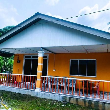 Mukut Coral Chalet Kampong Mukut Zewnętrze zdjęcie